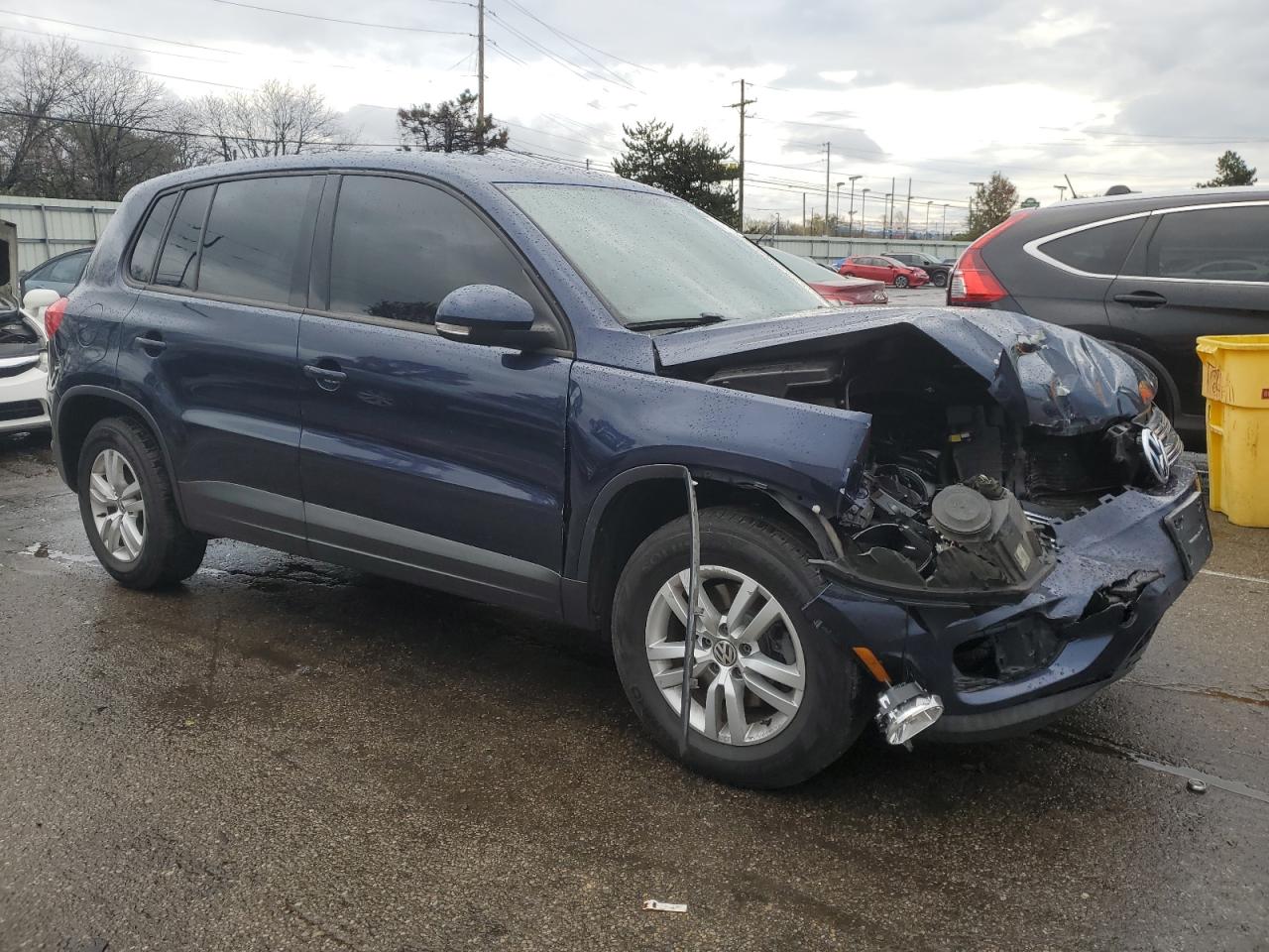 VIN WVGBV3AX8DW560547 2013 VOLKSWAGEN TIGUAN no.4