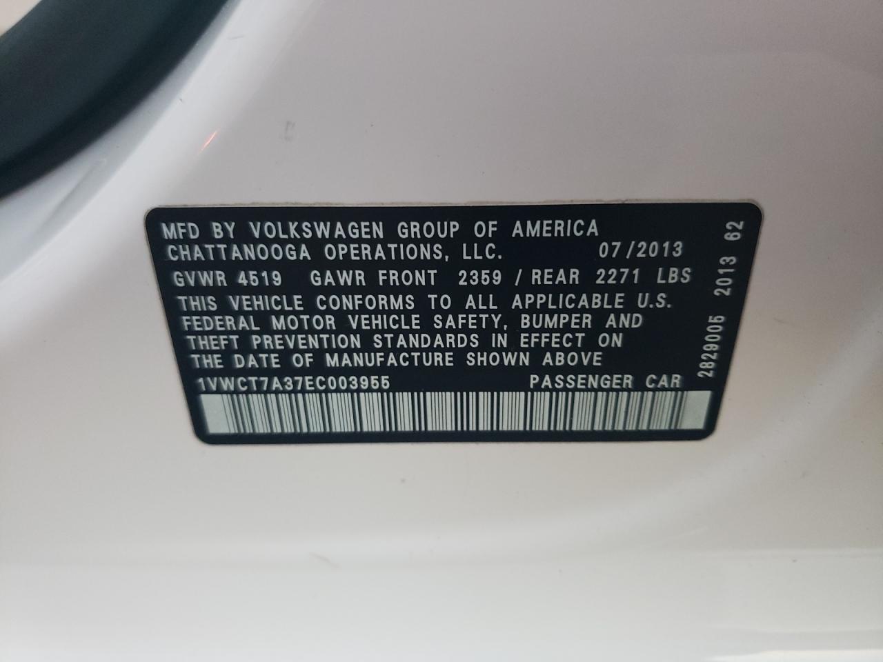2014 Volkswagen Passat - Image 12