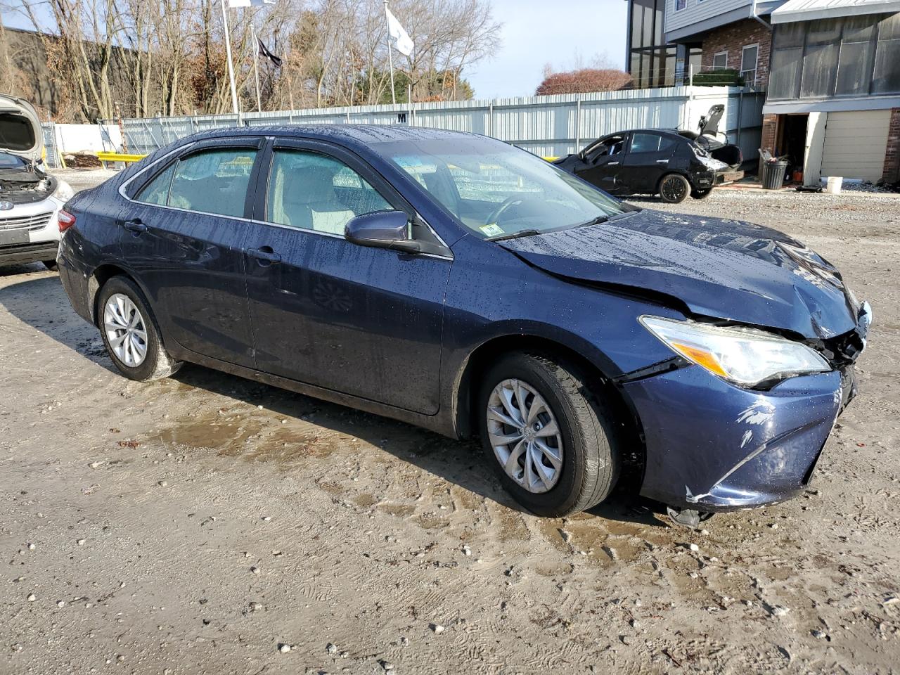 VIN 4T1BF1FK5GU605393 2016 TOYOTA CAMRY no.4