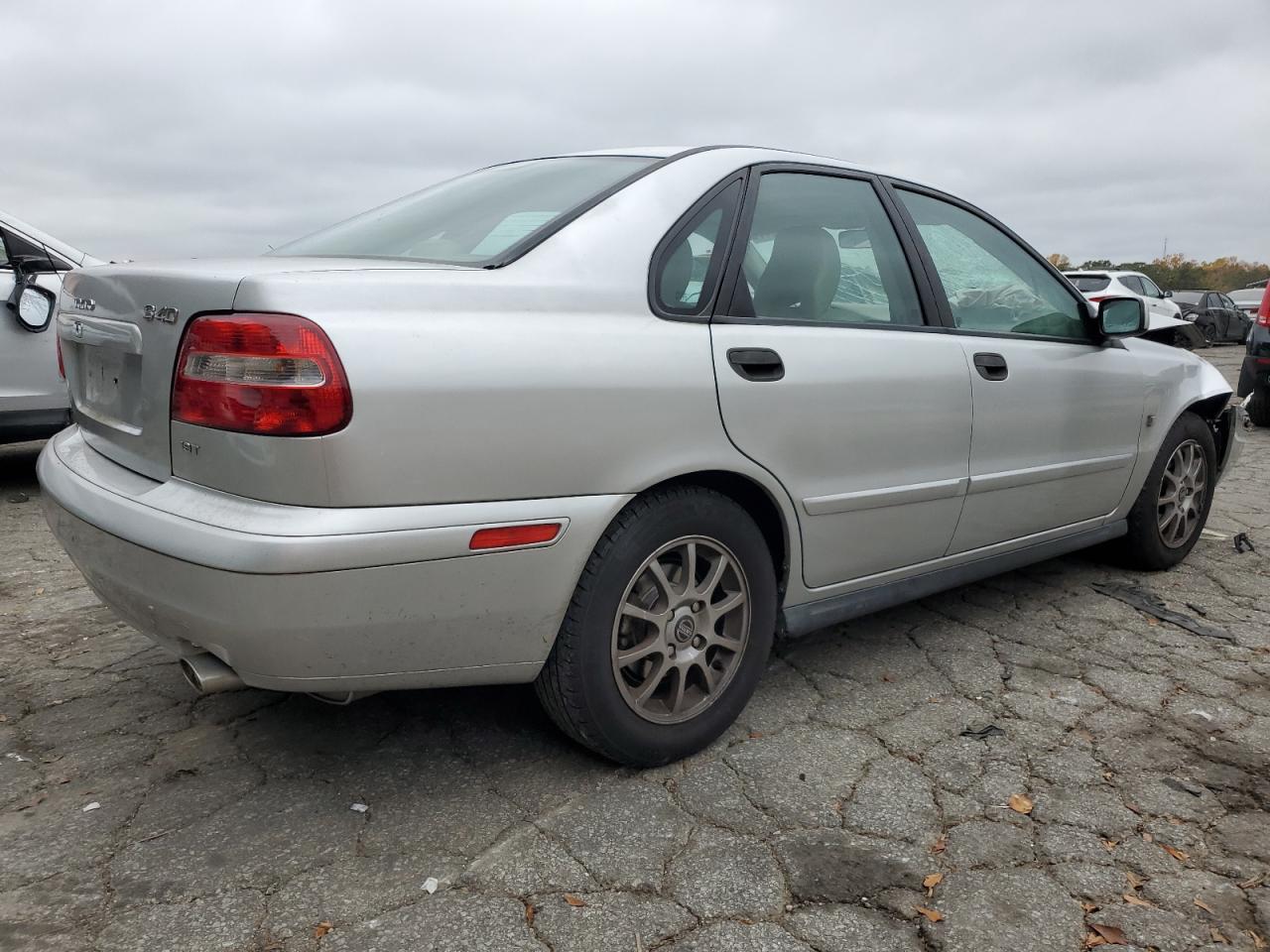2003 Volvo S40 - Image 3