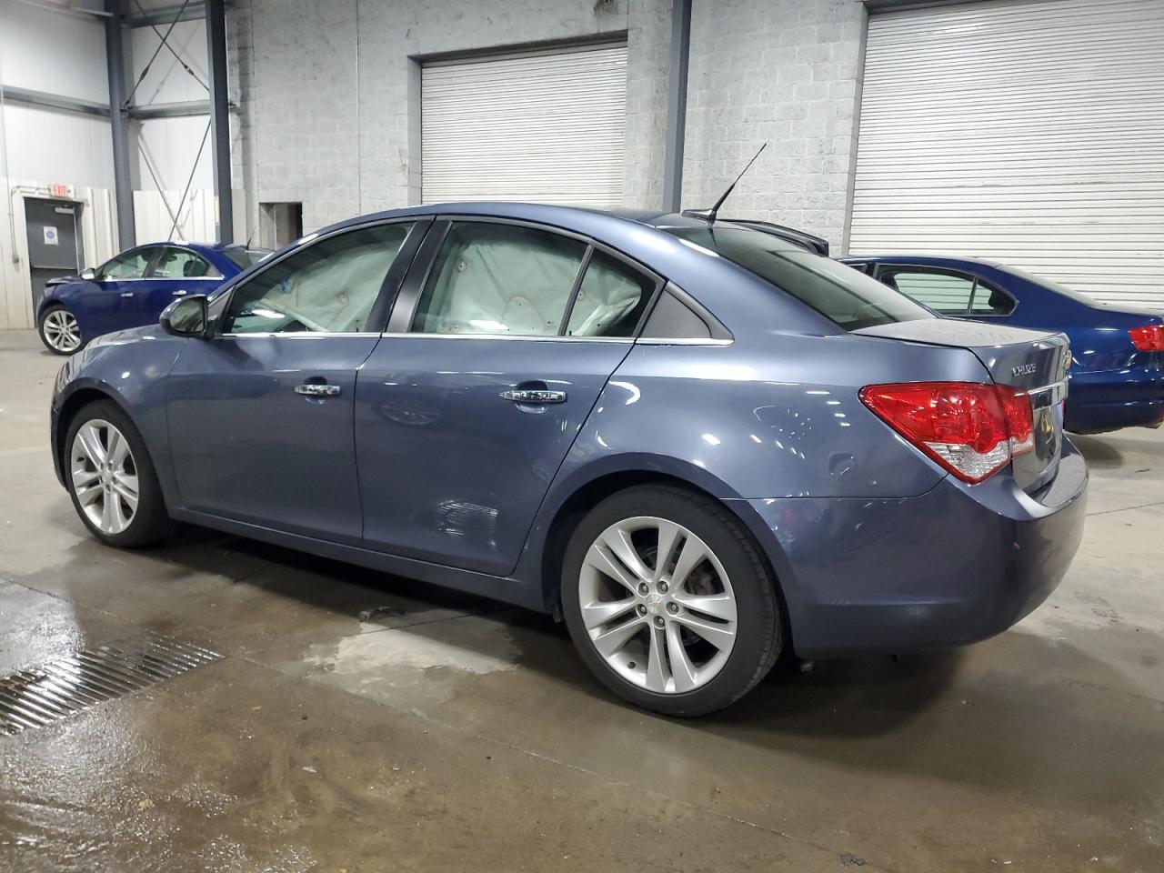 2013 Chevrolet Cruze - Image 2