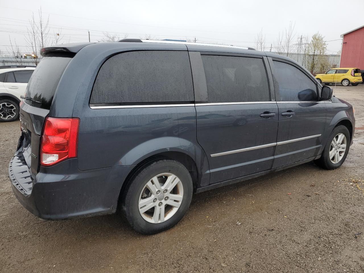 2013 Dodge Caravan - Image 3