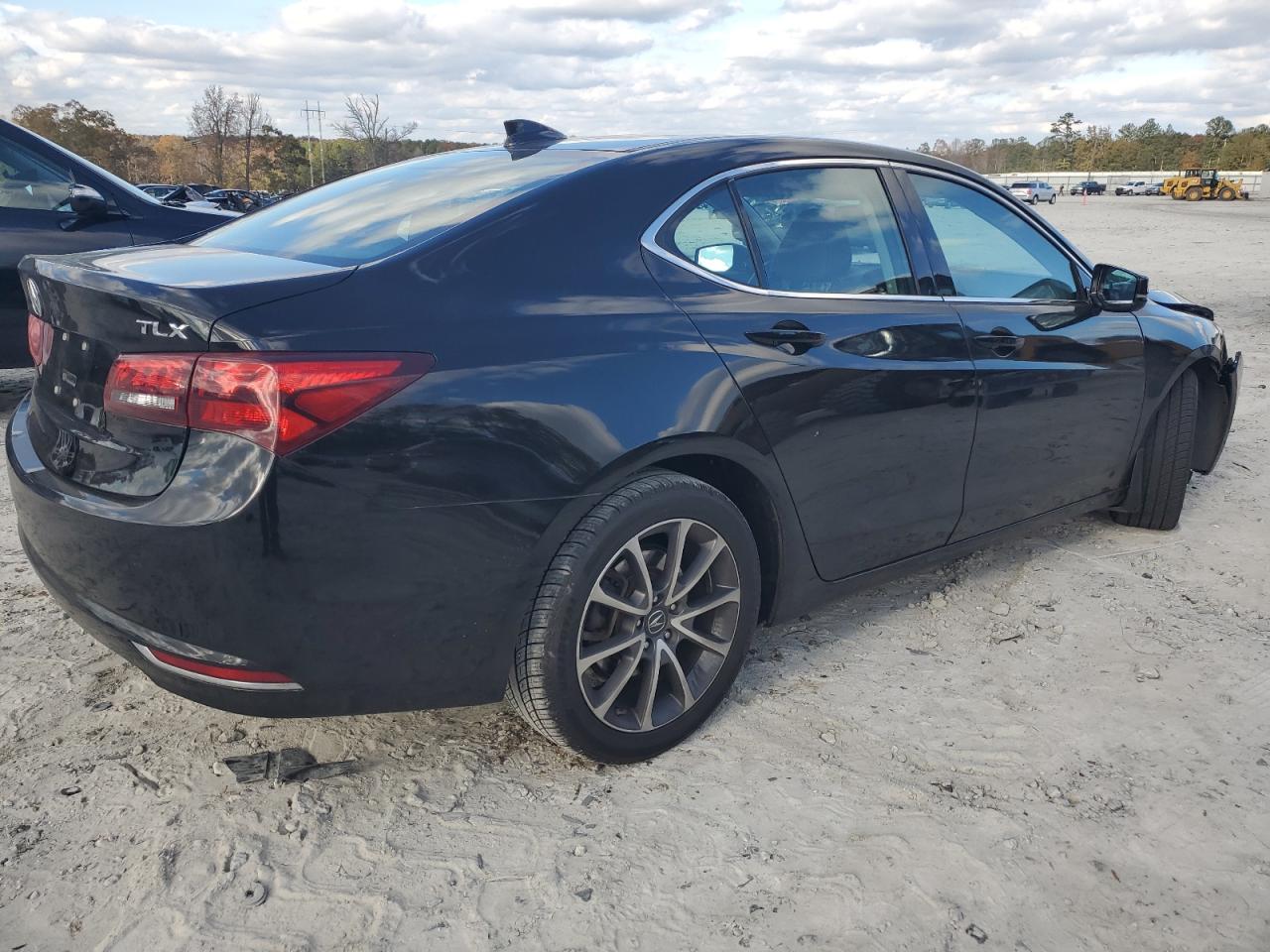 2016 Acura TLX - Image 3