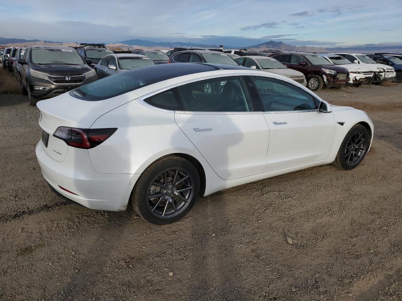 VIN 5YJ3E1EB5LF617818 2020 TESLA MODEL 3 no.3