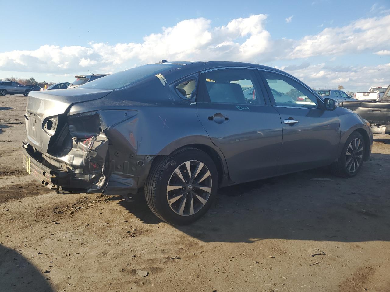 2018 Nissan Altima - Image 3