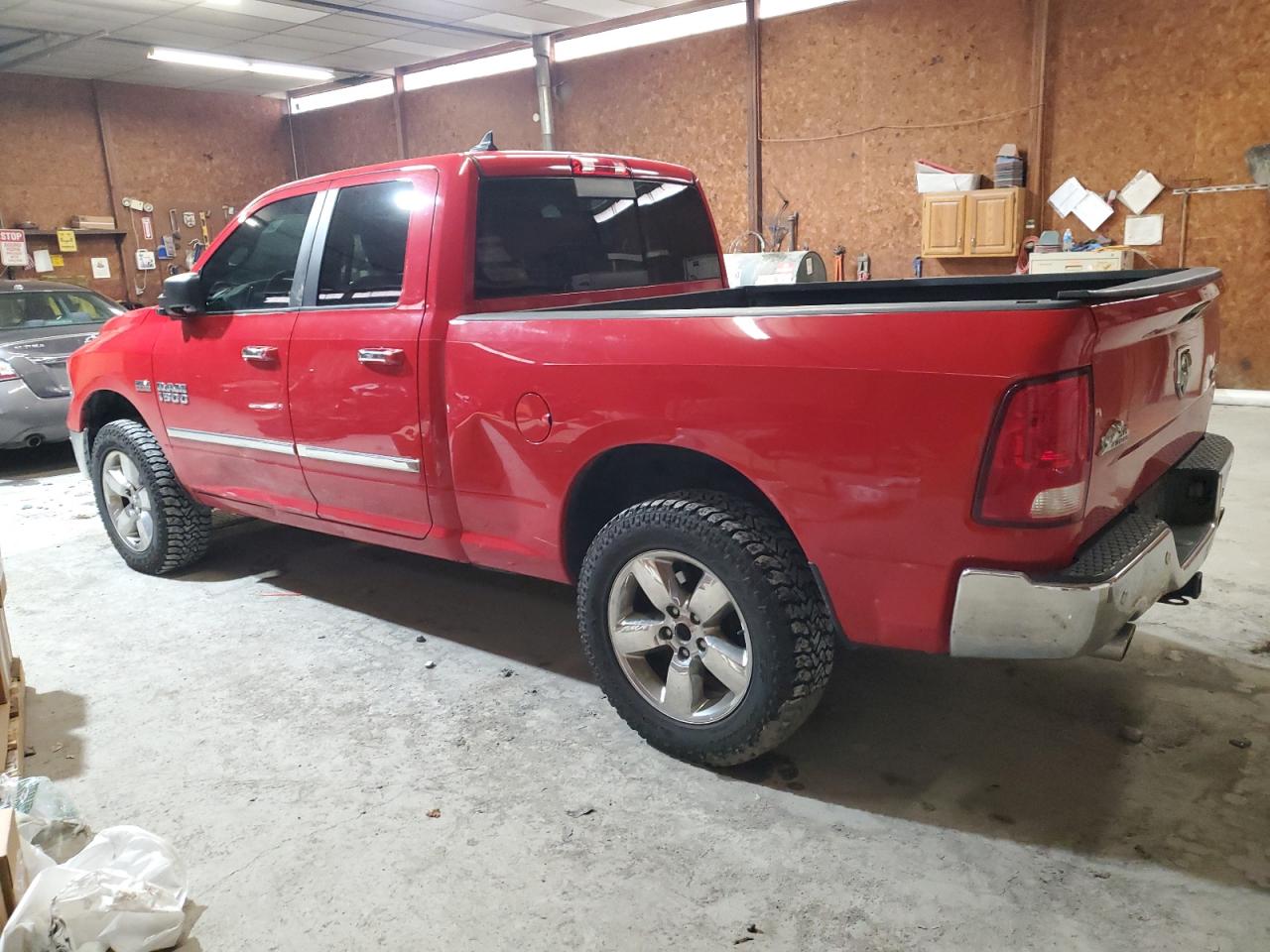 2016 RAM 1500 - Image 2