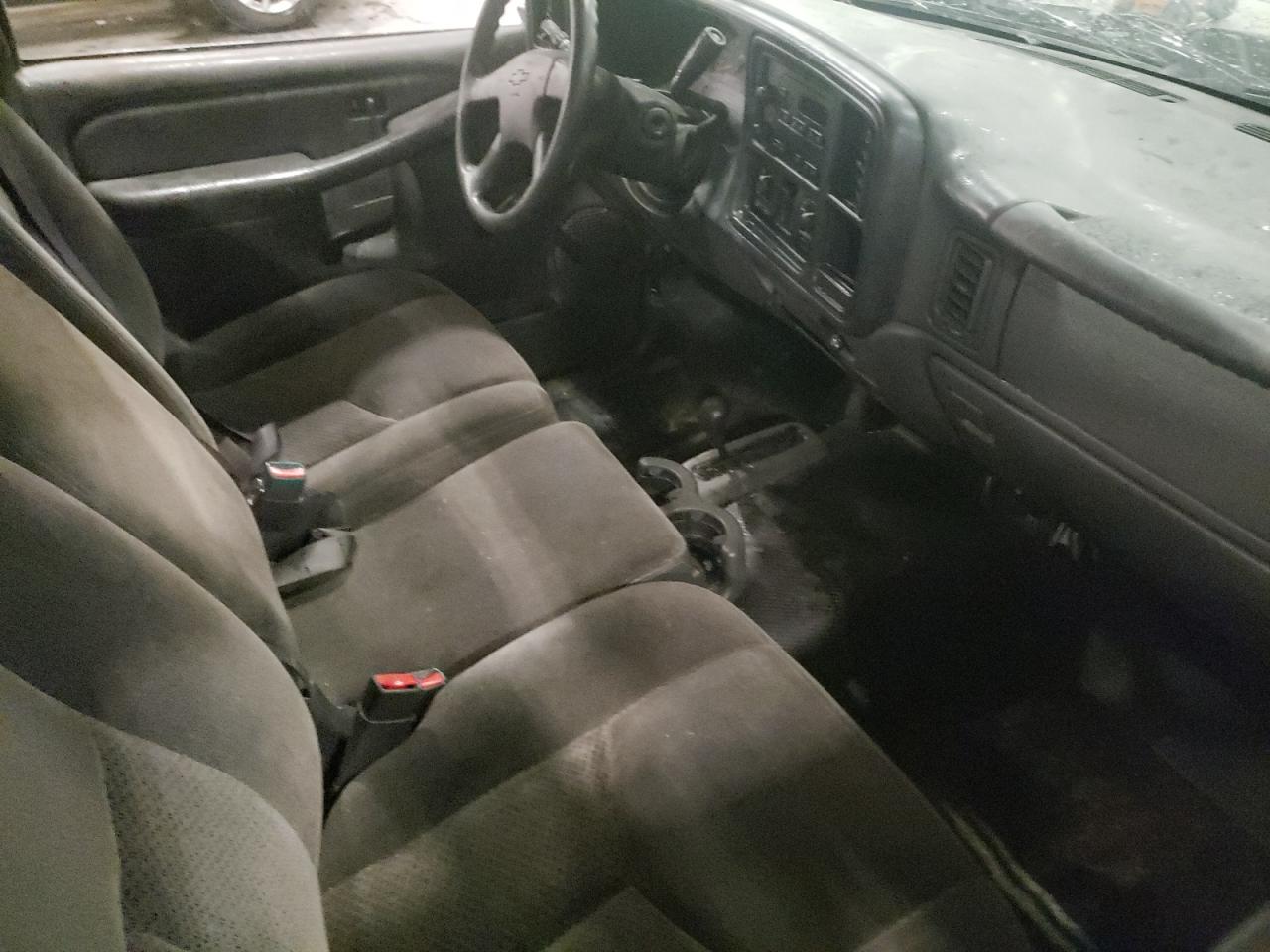 2006 Chevrolet Silverado - Image 8