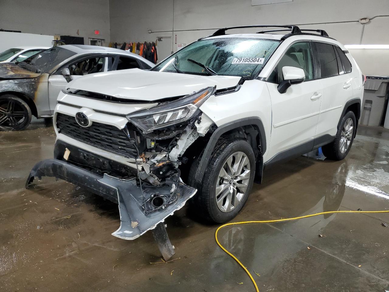 2021 Toyota Rav4 Xle Premium VIN: 2T3A1RFV2MW145230 Lot: 79105504