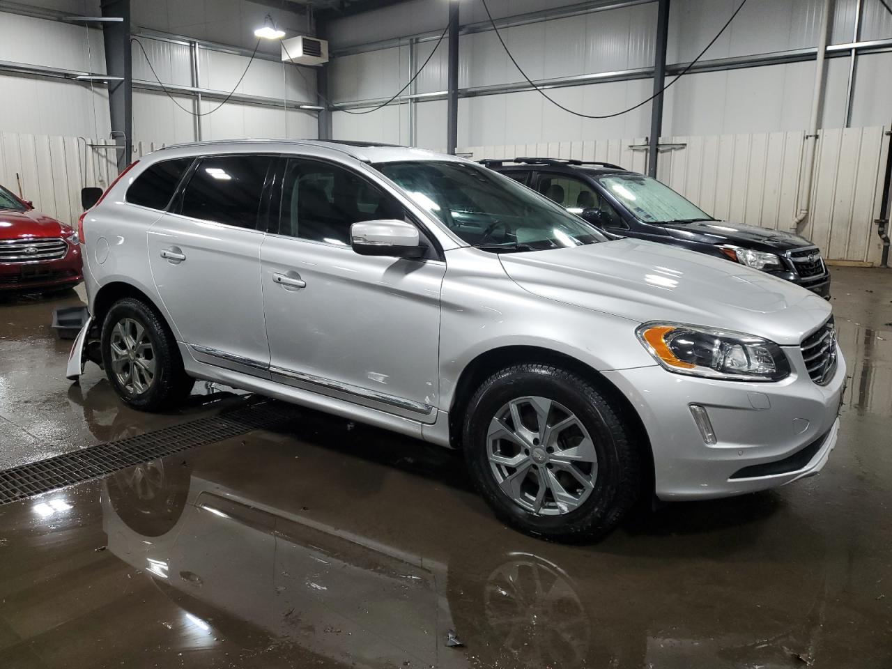 2017 Volvo Xc60 T5 Inscription VIN: YV440MRU4H2132769 Lot: 79290034