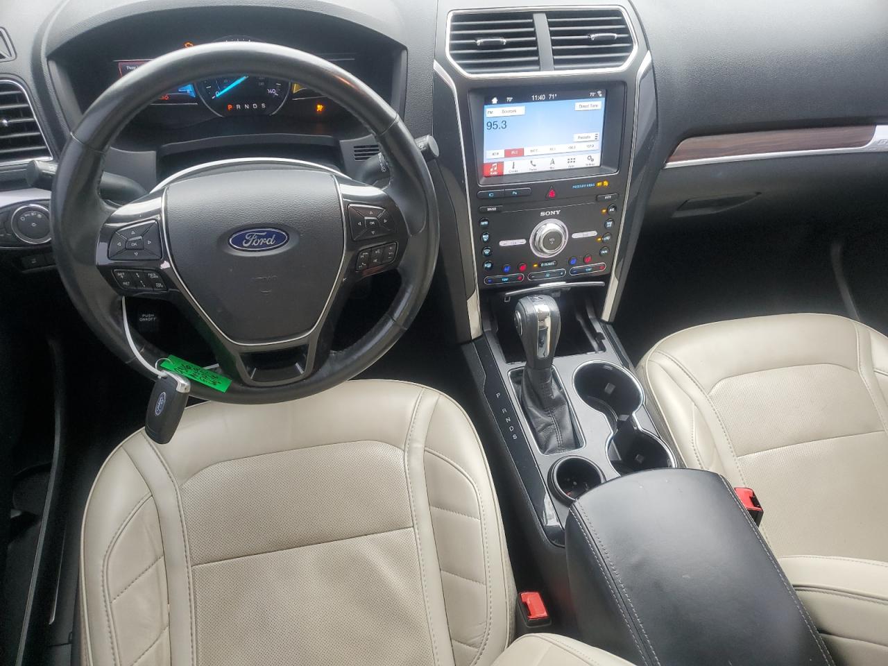 2019 Ford Explorer - Image 8