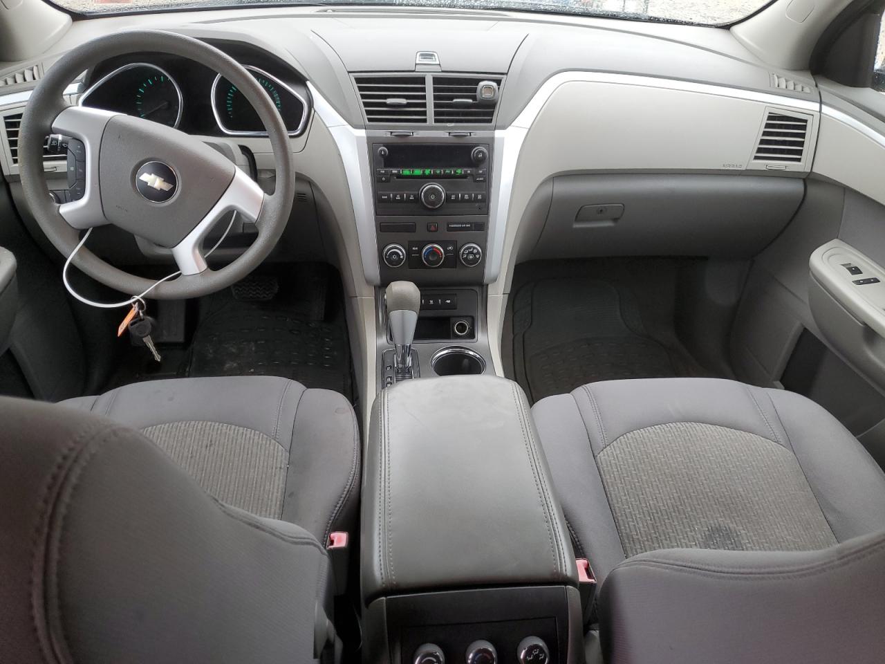 2010 Chevrolet Traverse Ls VIN: 1GNLREED2AS121895 Lot: 82802744