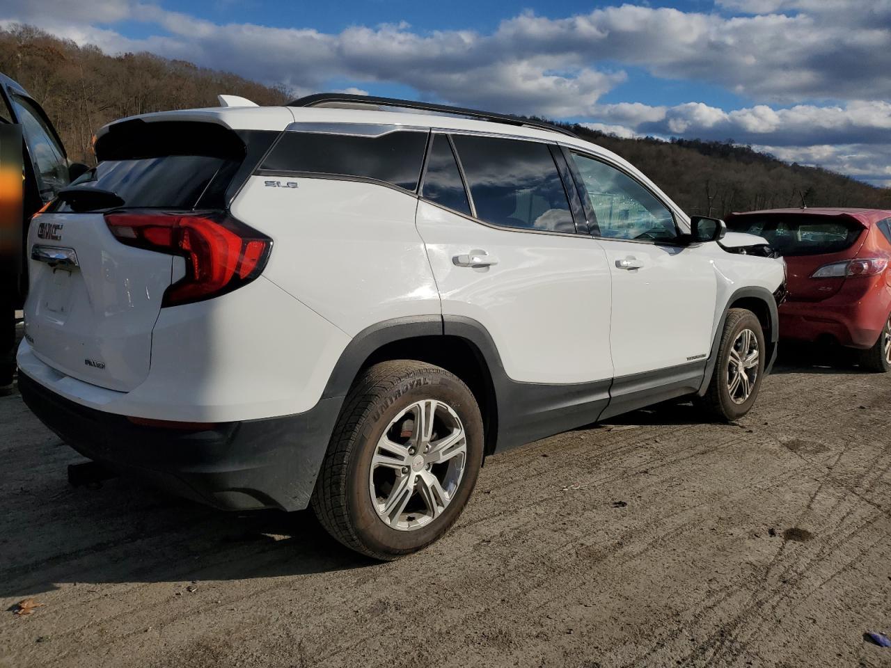 VIN 3GKALTEV7KL308360 2019 GMC TERRAIN no.3