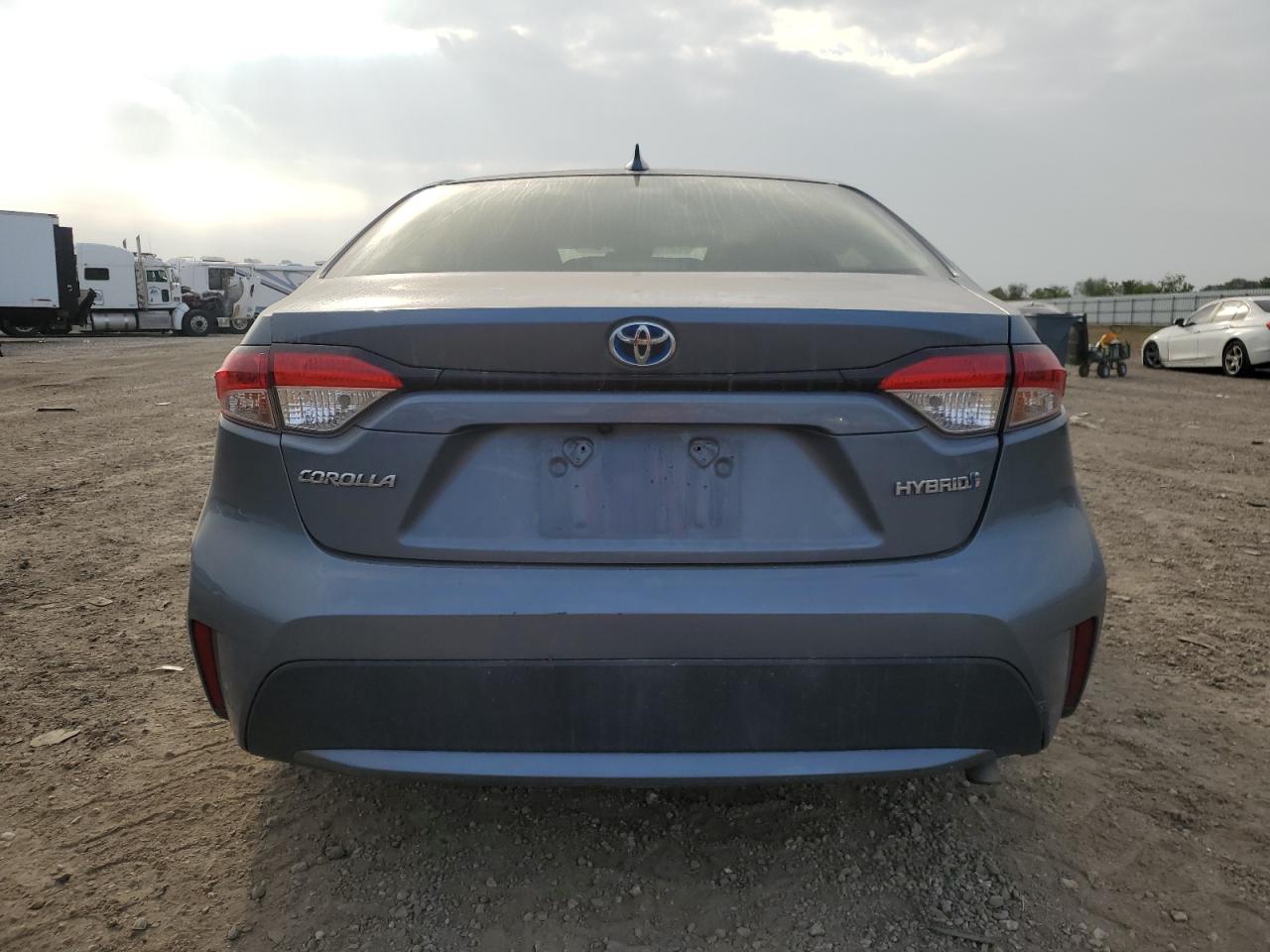 2022 Toyota Corolla - Image 6