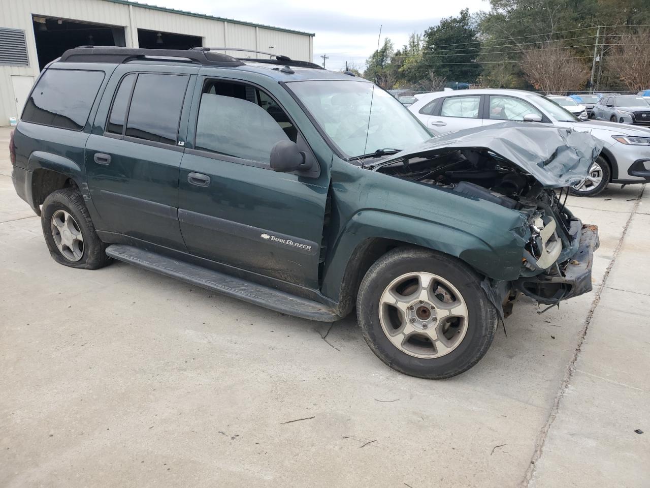 2004 Chevrolet TrailBlazer - Image 4