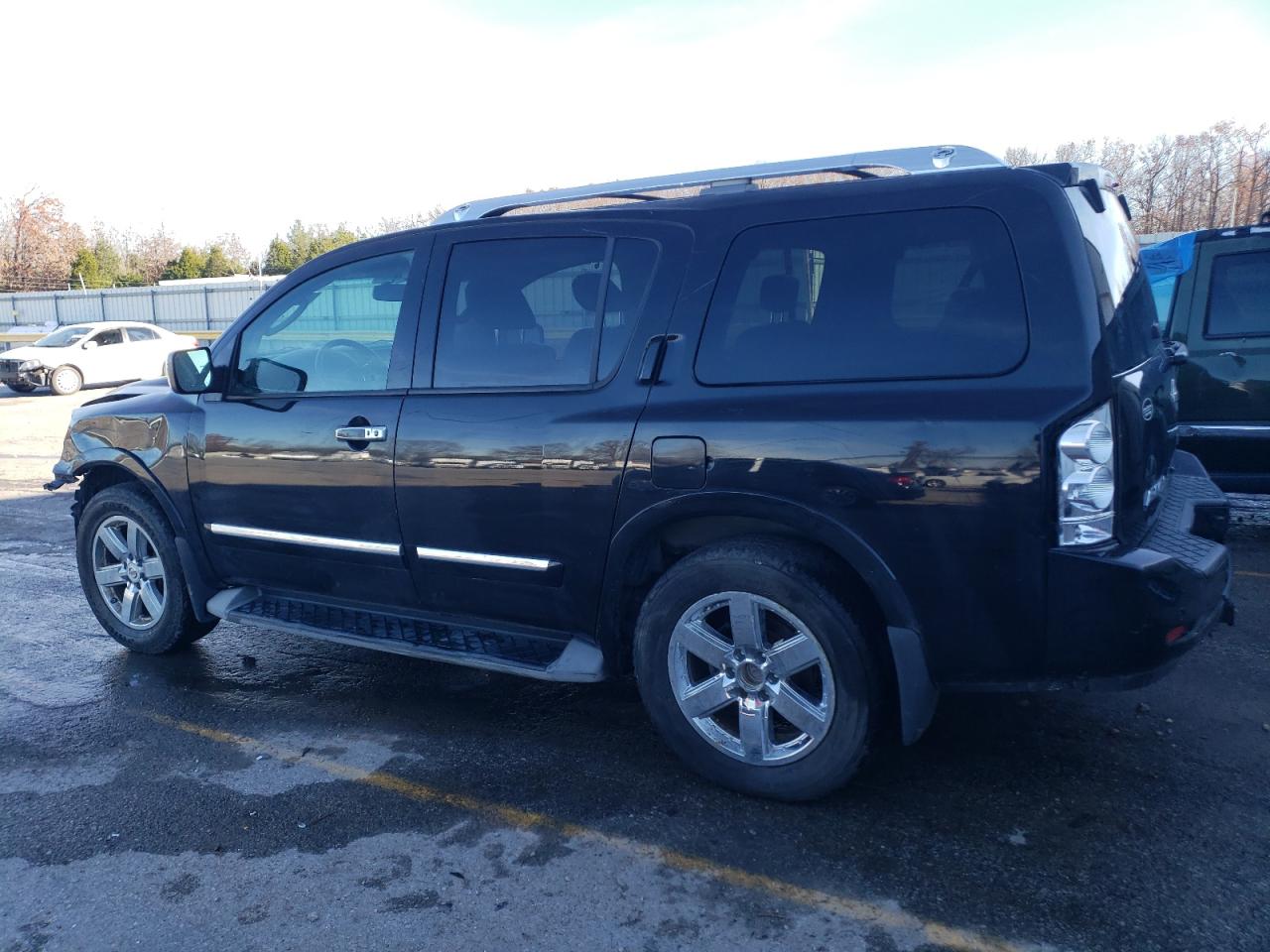 2010 Nissan Armada - Image 2