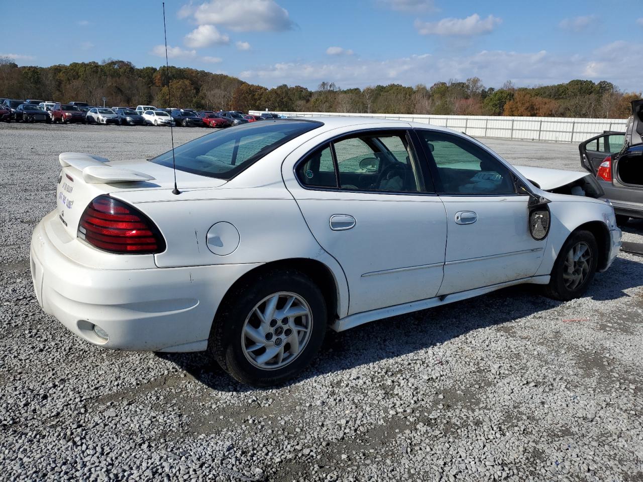 2003 Pontiac Grand AM - Image 3