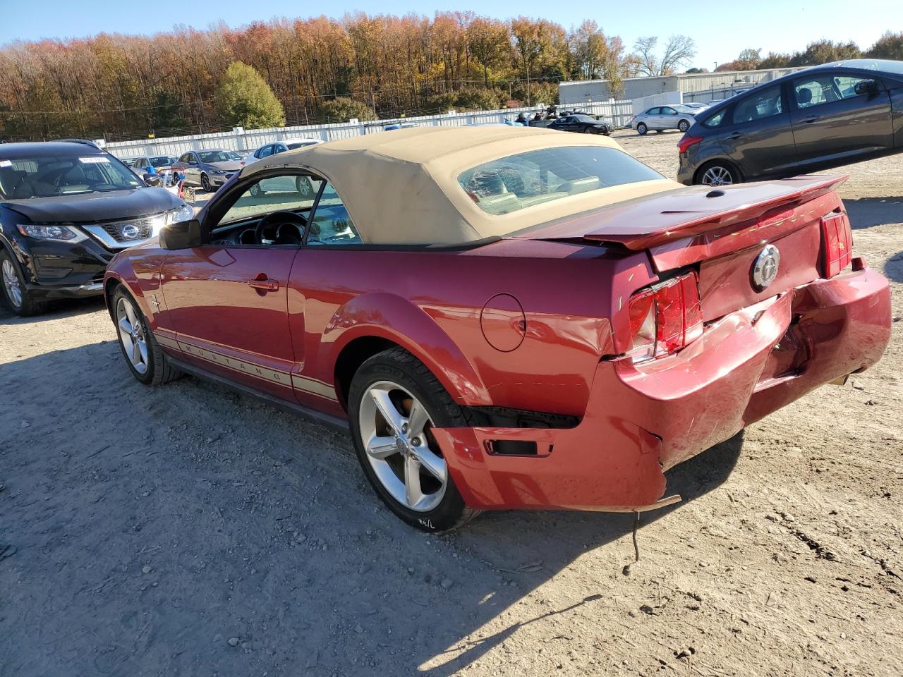 2007 Ford Mustang - Image 2