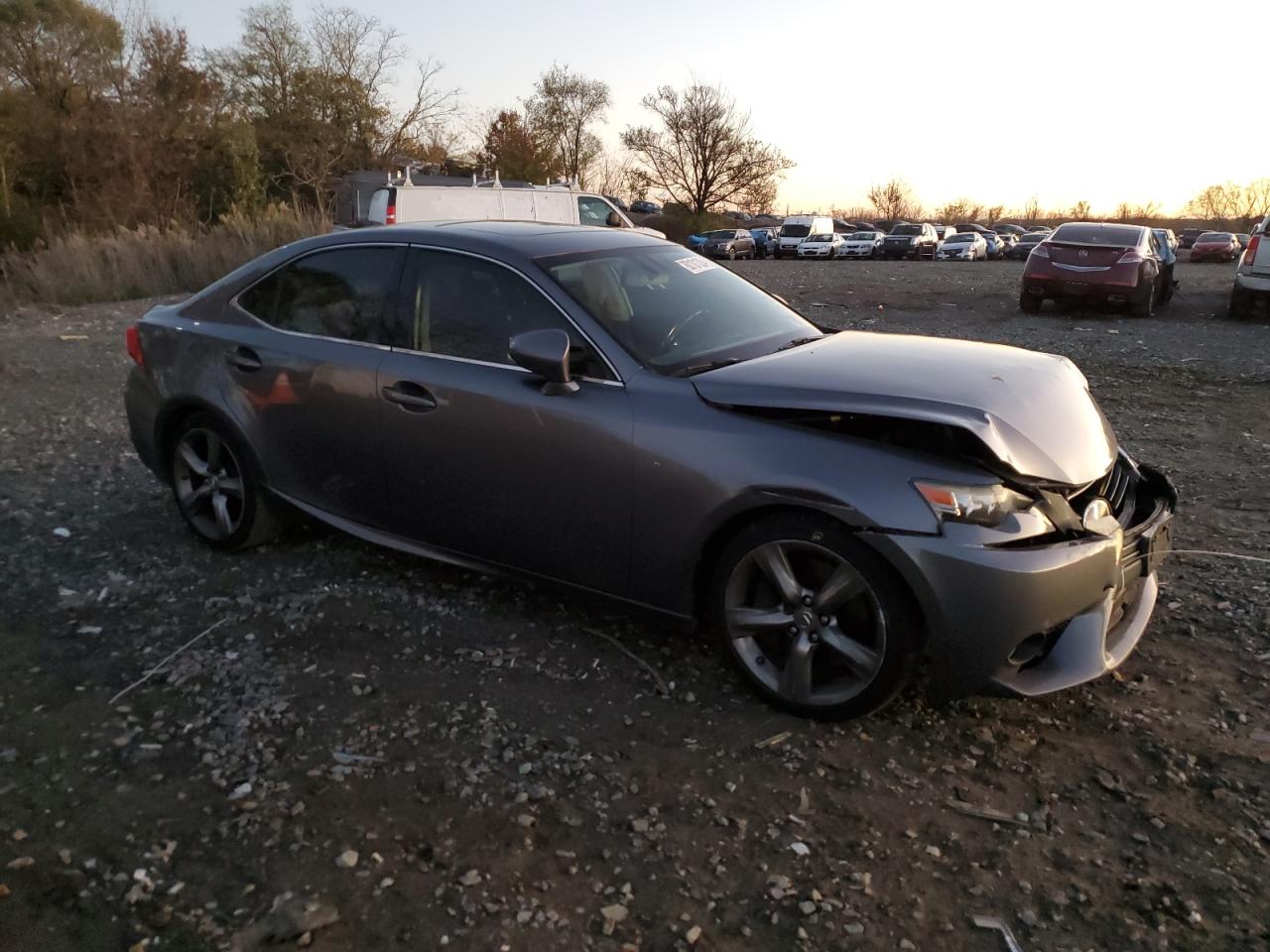 2014 Lexus IS - Image 4