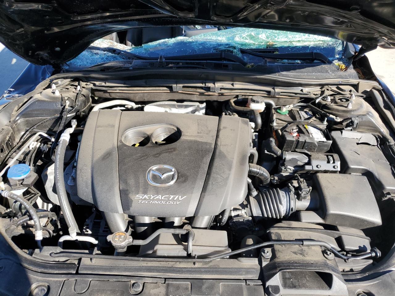 2015 Mazda 3 - Image 12