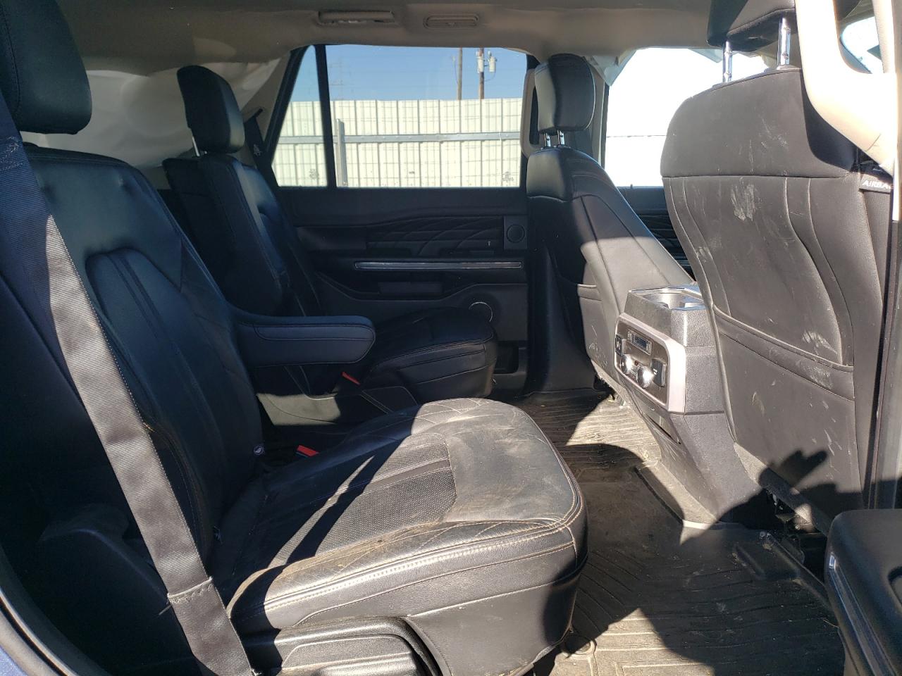 2018 Ford Expedition - Image 11