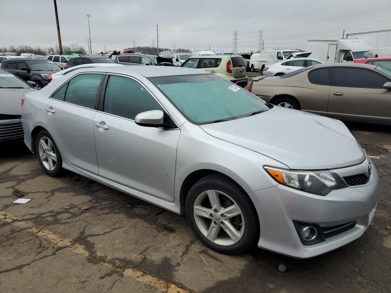 2014 Toyota Camry - Image 4