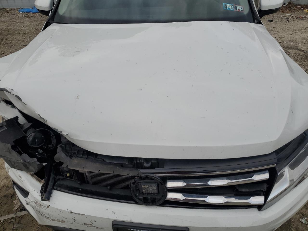 2020 Volkswagen Tiguan - Image 12