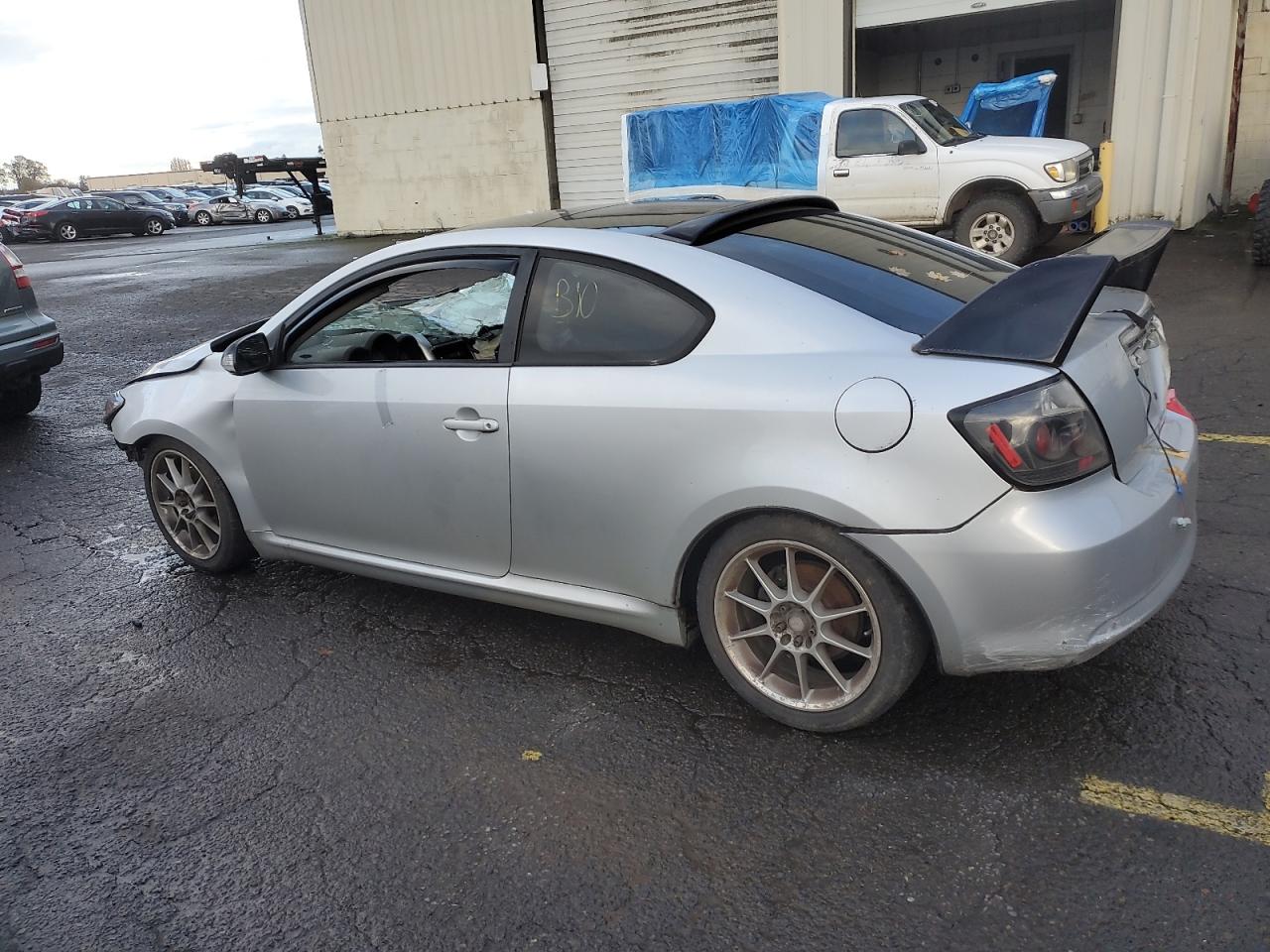 2005 Scion tC - Image 2