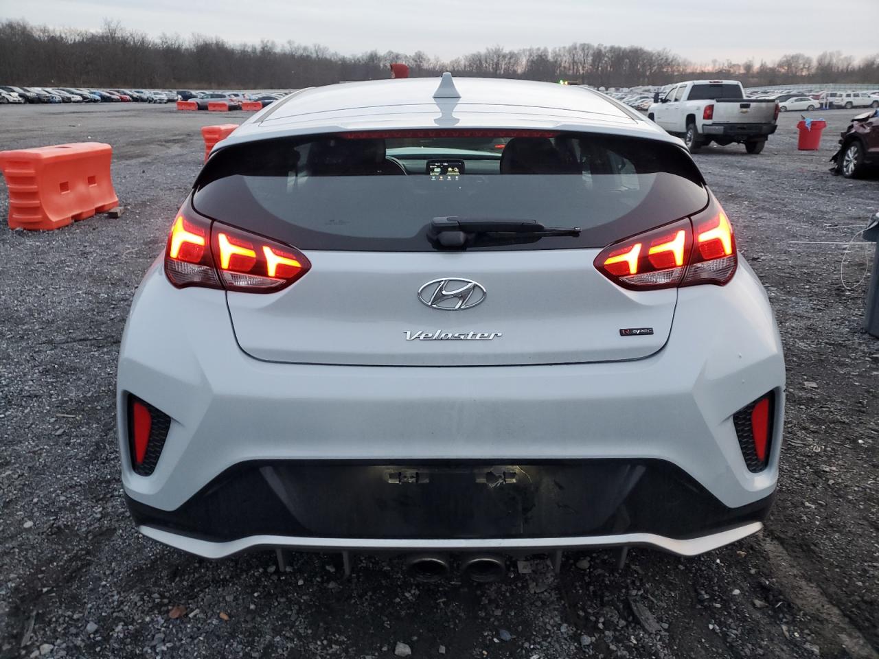 2020 Hyundai Veloster Turbo VIN: KMHTH6AB4LU026943 Lot: 82648914