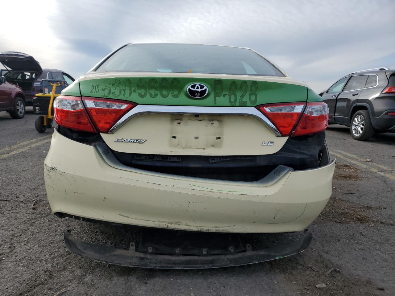 2015 Toyota Camry - Image 6
