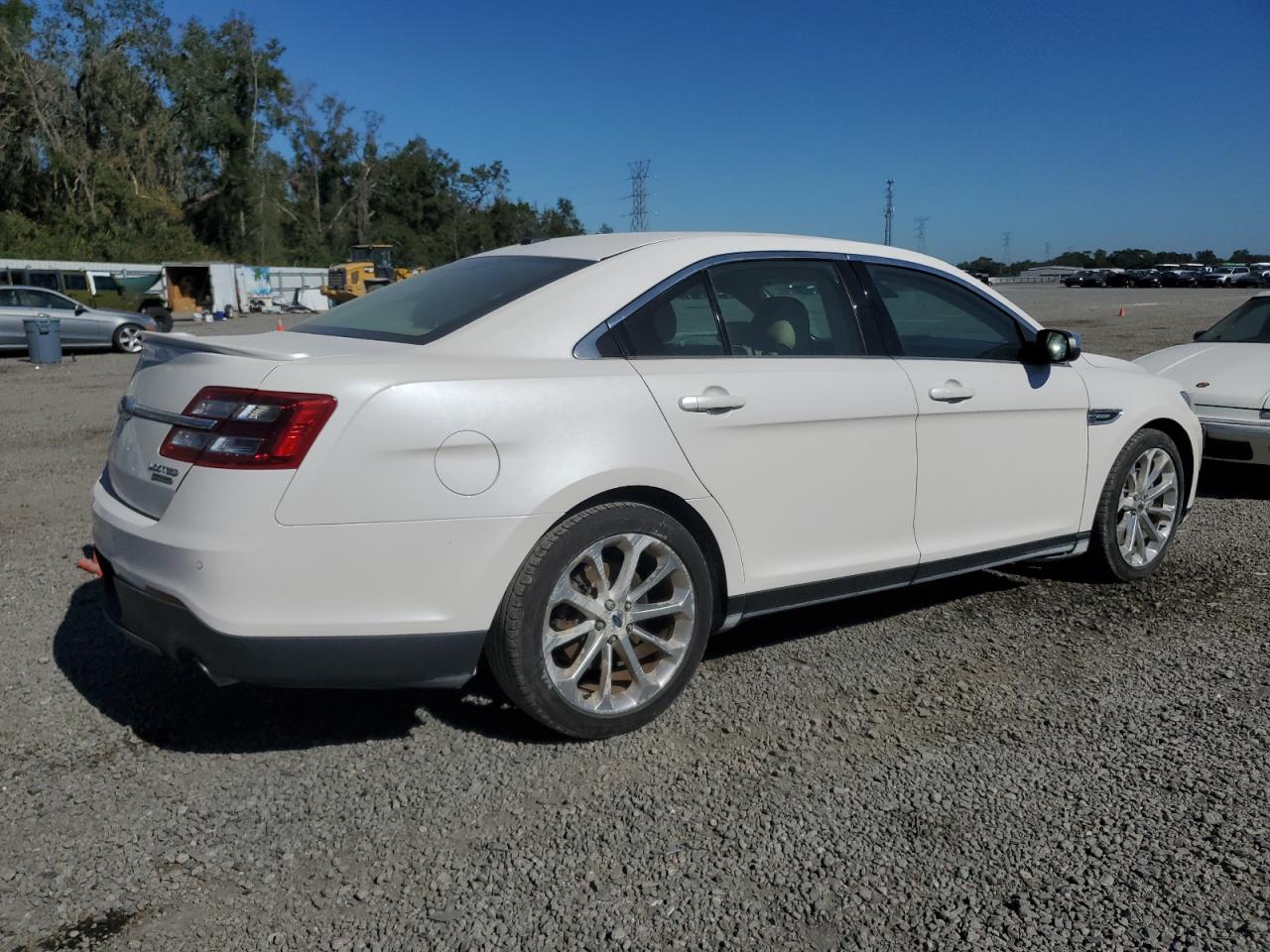 VIN 1FAHP2F81HG133205 2017 FORD TAURUS no.3