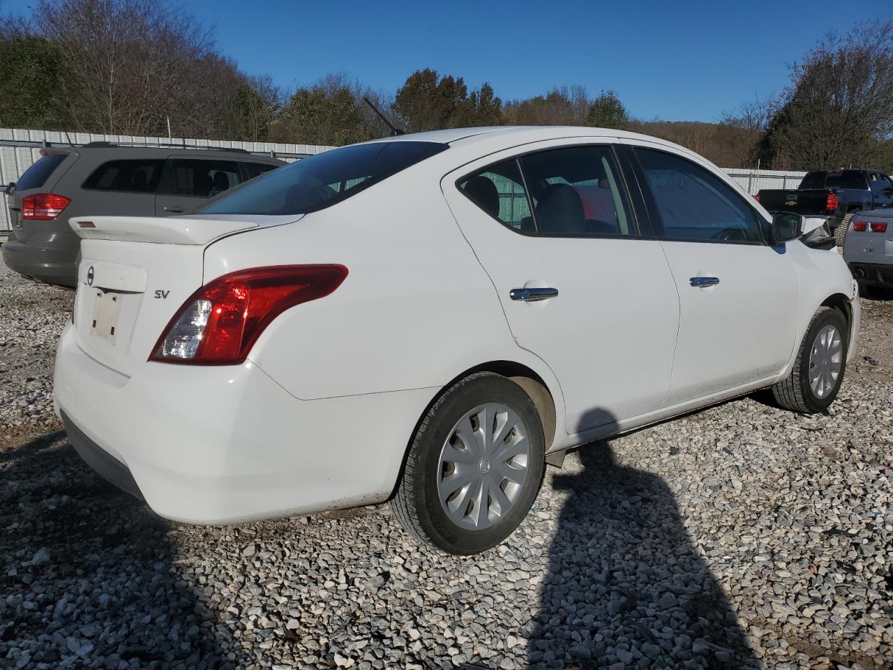 2019 Nissan Versa - Image 3