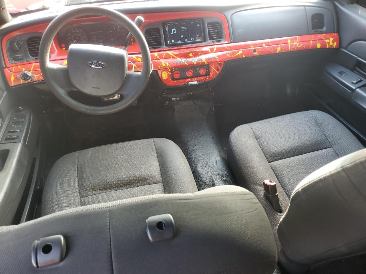 2011 Ford Crown Victoria - Image 8