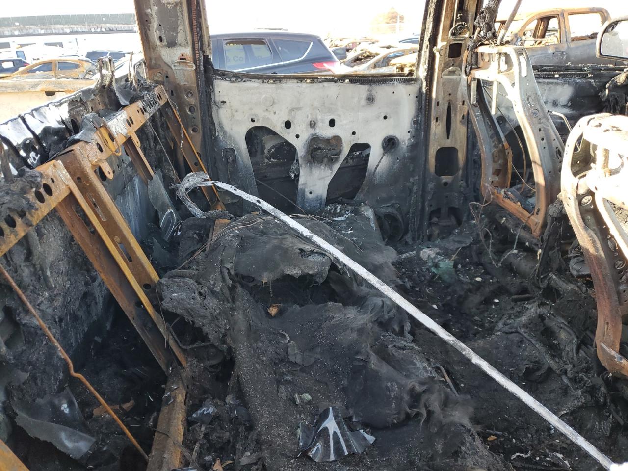 2016 Chevrolet Silverado - Image 10