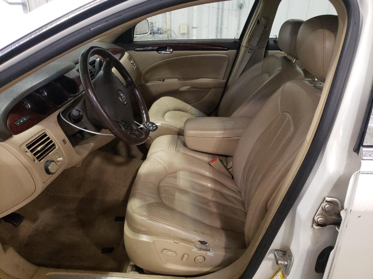 2008 Buick Lucerne - Image 7