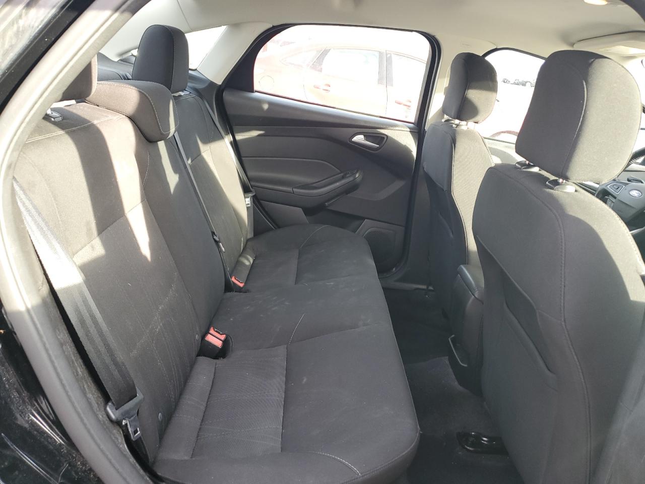 2016 Ford Focus - Image 10