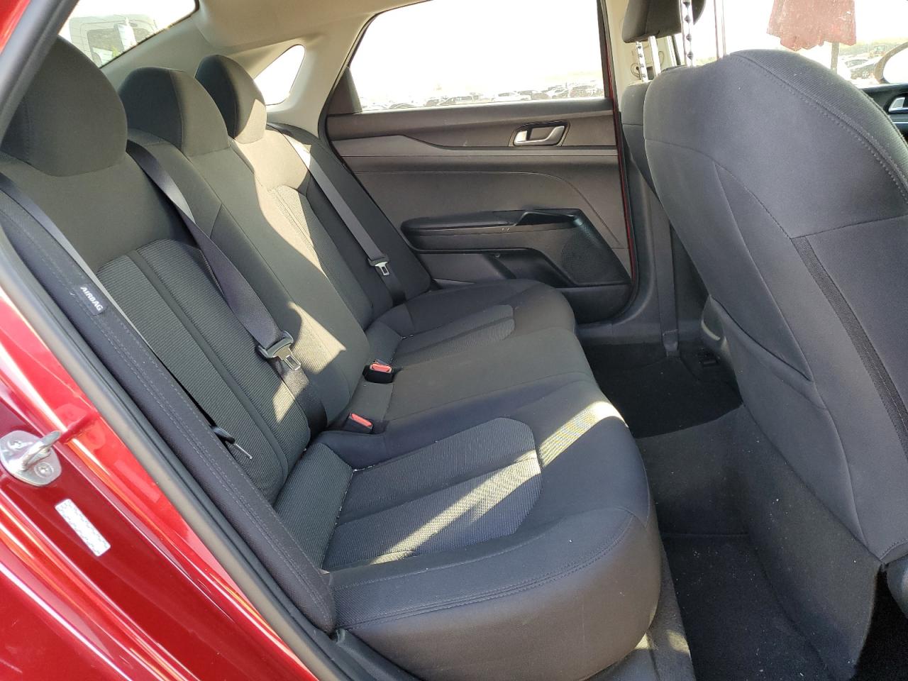 2021 Kia K5 - Image 10