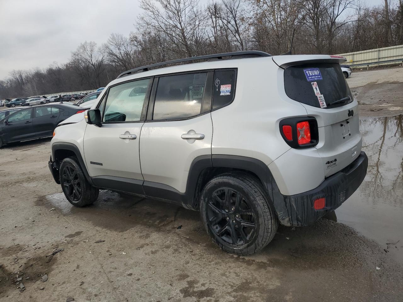 VIN ZACCJBBB1JPH07835 2018 JEEP RENEGADE no.2