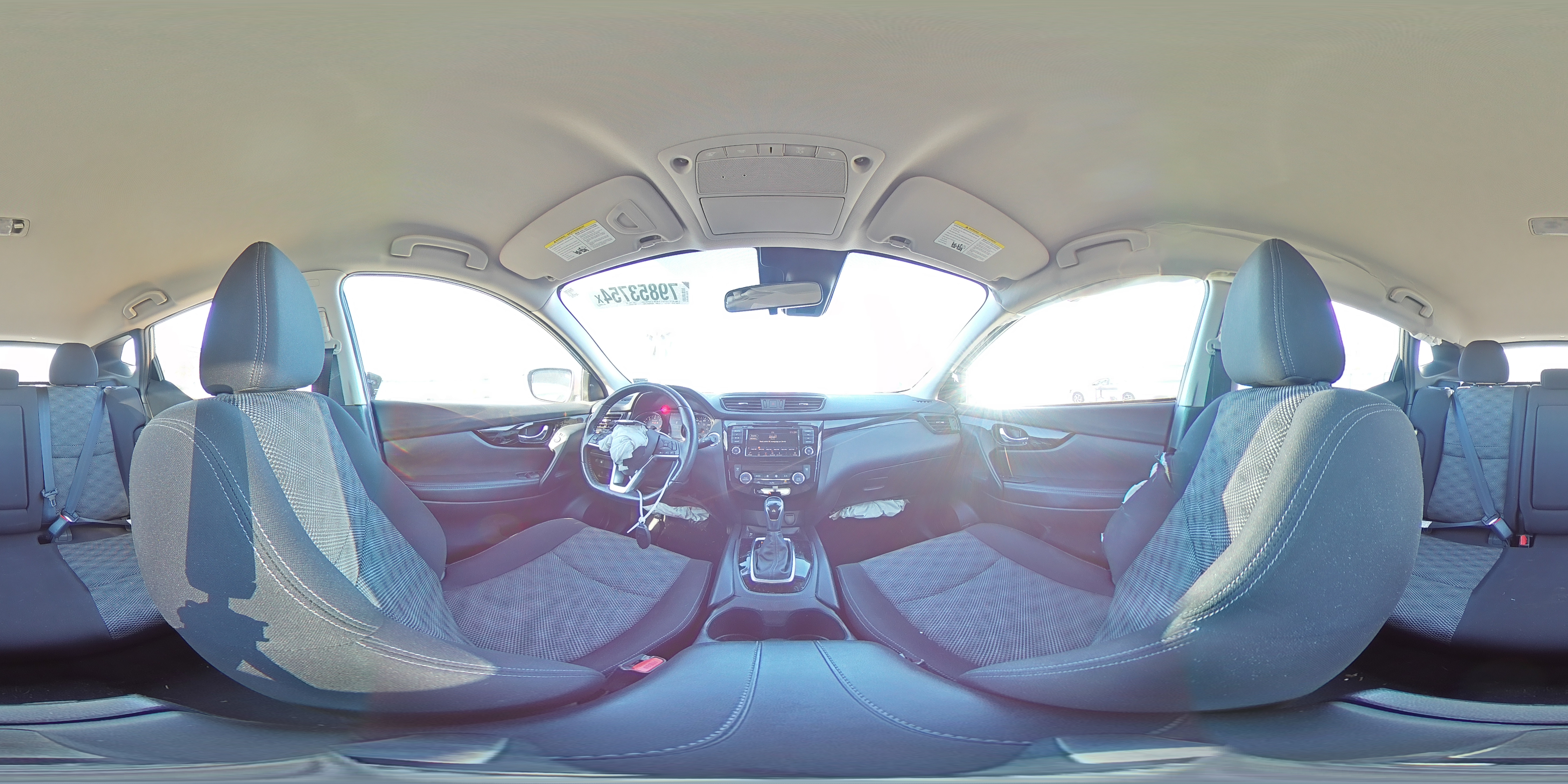 2020 Nissan Rogue - Image 14