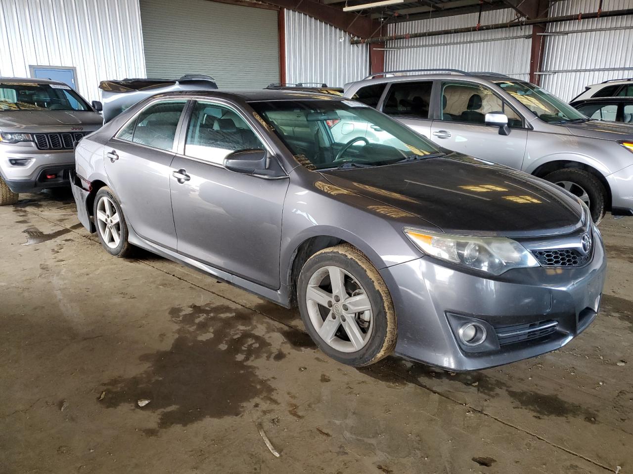 VIN 4T1BF1FK6EU321851 2014 TOYOTA CAMRY no.4