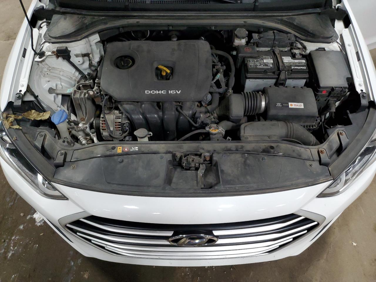 2017 Hyundai Elantra - Image 11