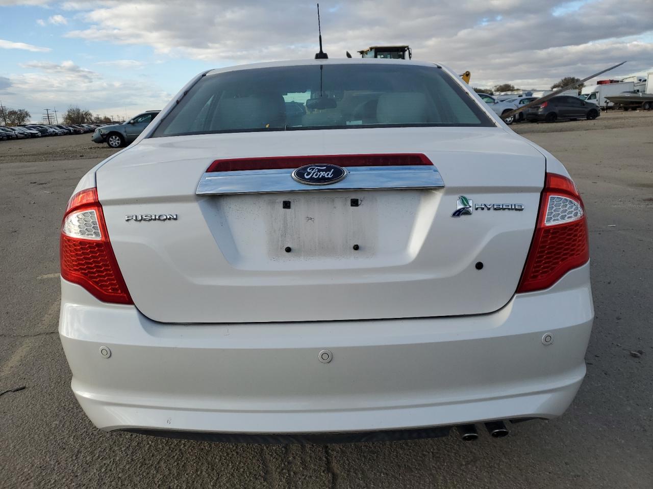 2011 Ford Fusion Hybrid VIN: 3FADP0L30BR117699 Lot: 81194054