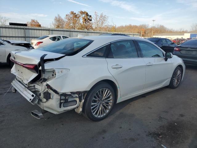  TOYOTA AVALON 2019 Biały