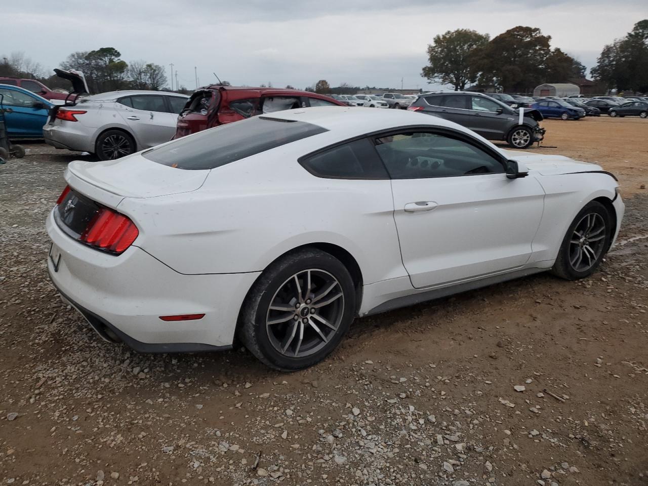 2016 Ford Mustang - Image 3
