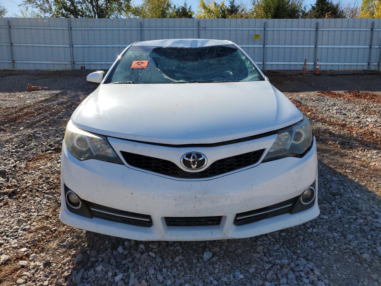 2013 Toyota Camry - Image 5