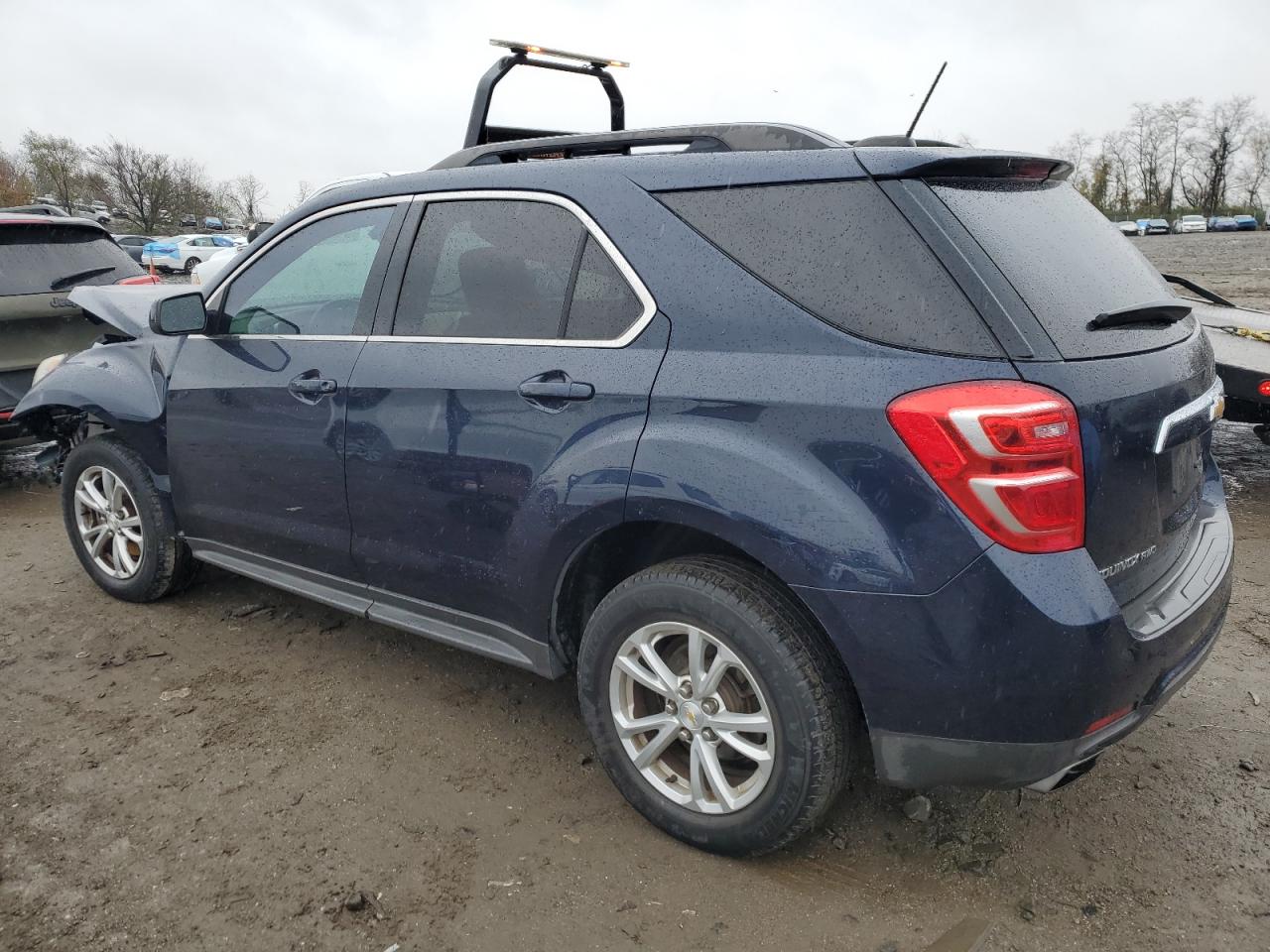 2017 Chevrolet Equinox - Image 2