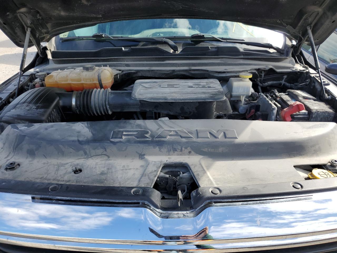 2019 RAM 1500 - Image 11
