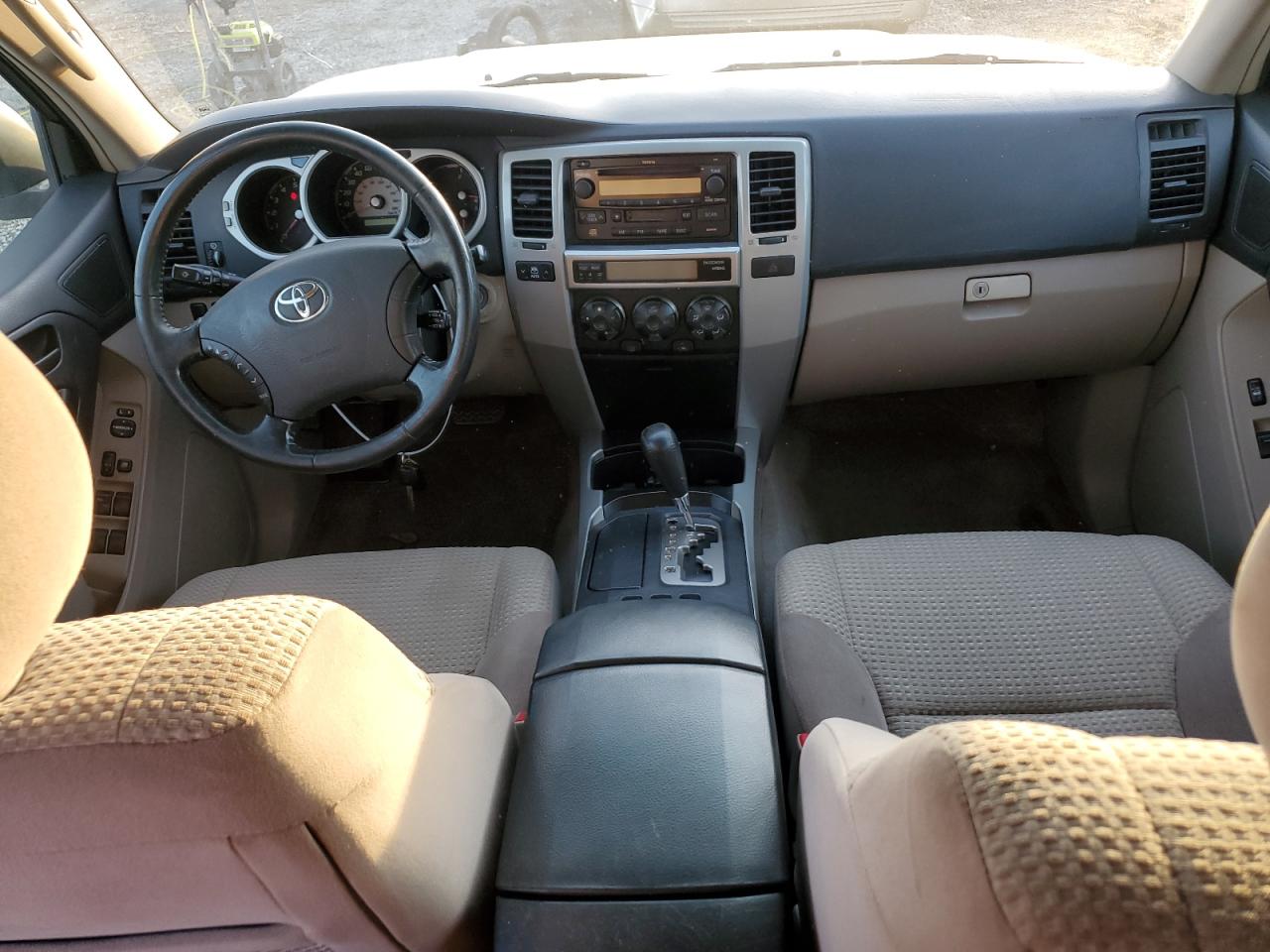 2005 Toyota 4Runner - Image 8