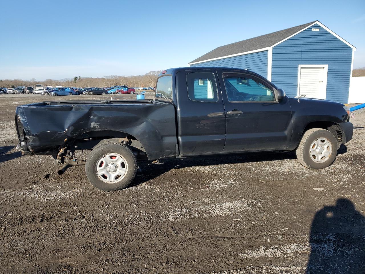 2015 Toyota Tacoma - Image 3