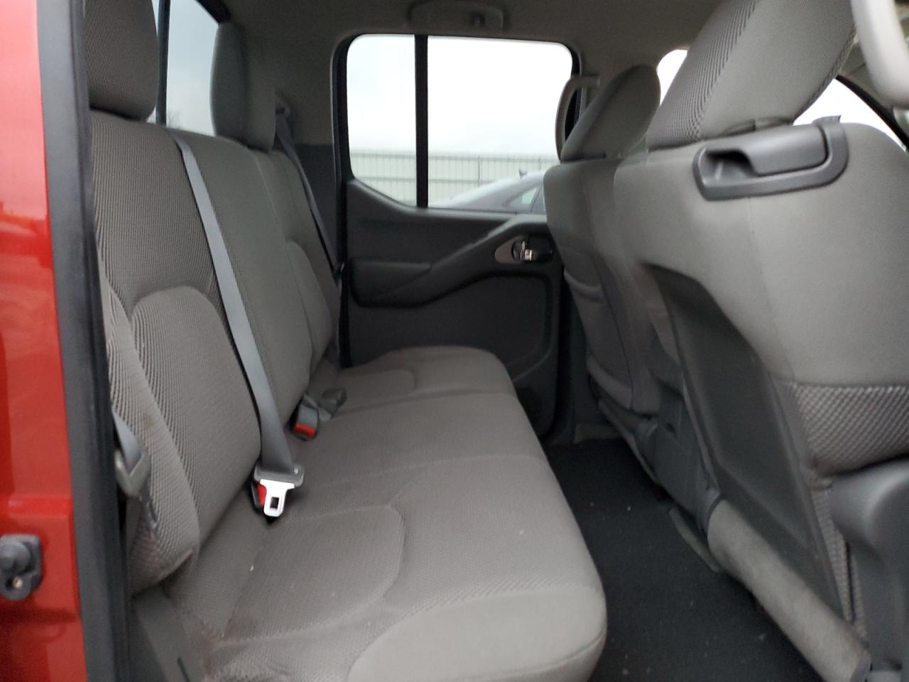 2014 Nissan Navara (Frontier) - Image 10