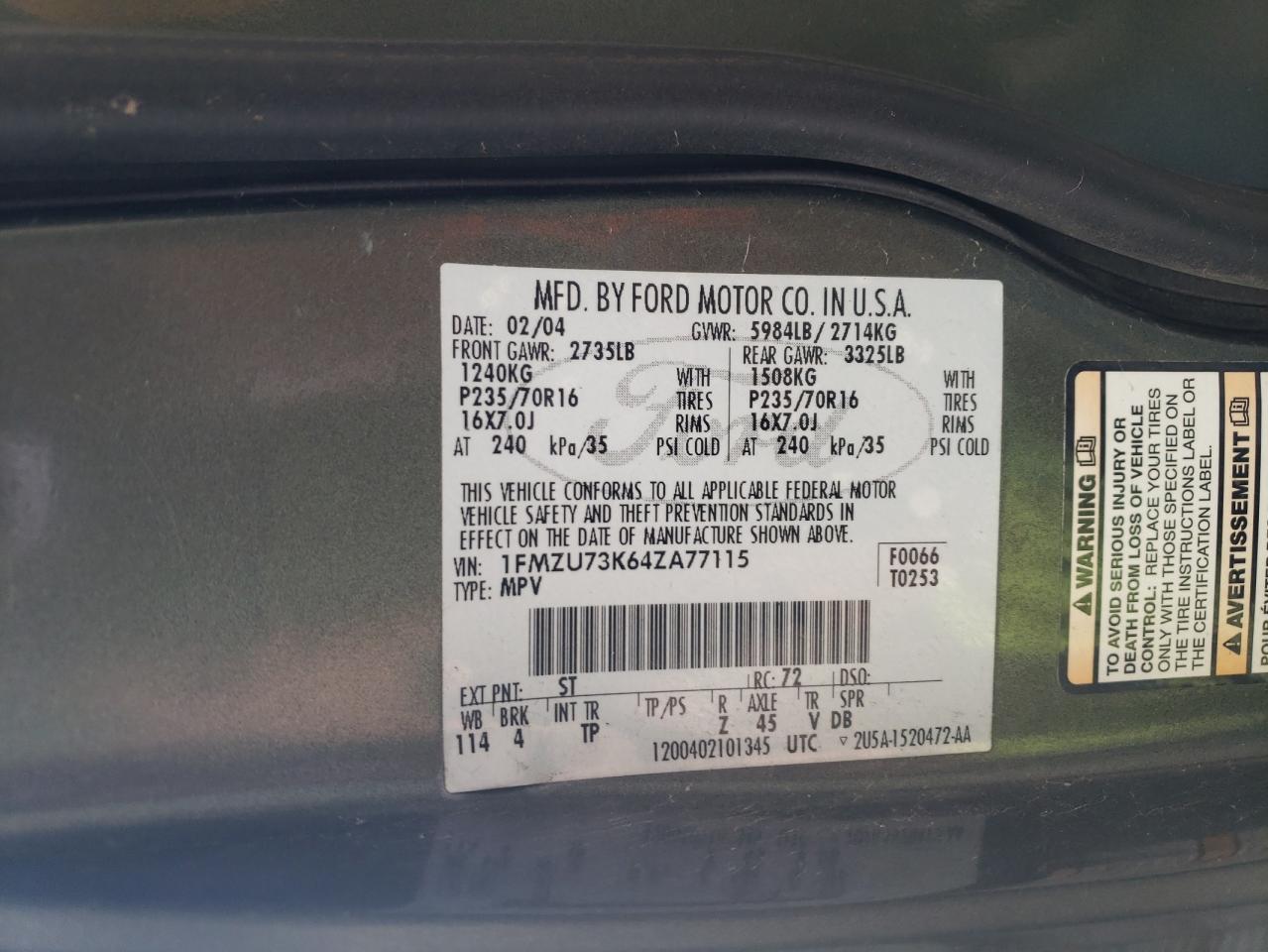 2004 Ford Explorer - Image 13